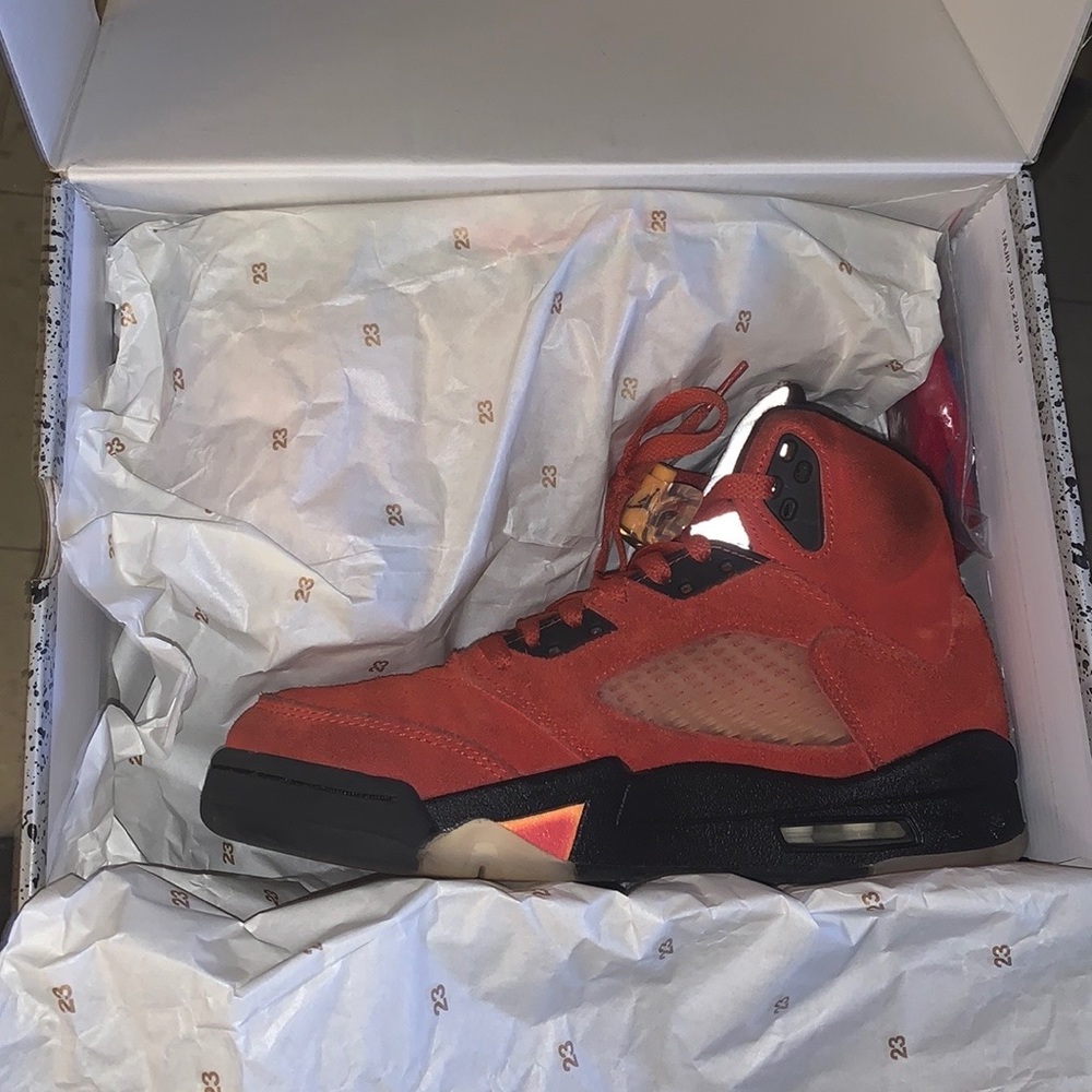 Dunks on Mars Retro Jordan 5s